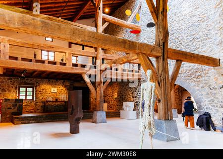 Intérieur Caserío Zabalaga. Le Musée Chillida-Leku est un grand espace de jardins et de forêts où le sculpteur Eduardo Chillida expose son travail. Hernan Banque D'Images