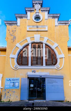 Le Centre d’interprétation Algorri de Zumaia abrite une exposition sur le patrimoine côtier. Zumaya, Guipúzcoa, País Vasco, Espagne, Europe Banque D'Images