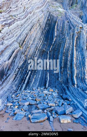 Falaise formée par le flysch. Zumaya, Guipúzcoa, País Vasco, Espagne, Europe Banque D'Images