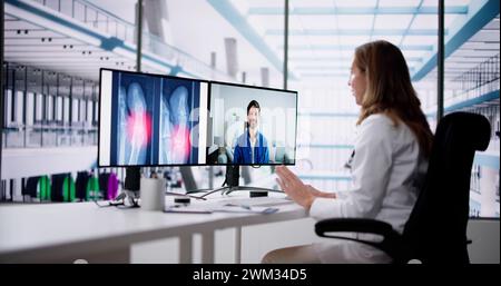Visioconférence en ligne avec médecin. Xray Feet Videochat Banque D'Images