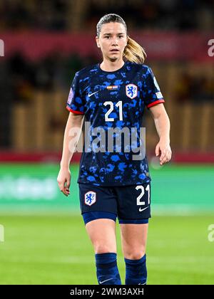 SÉVILLE - Damaris Egurrola de Hollande lors de la demi-finale de l'UEFA Nations League entre l'Espagne et les pays-Bas à l'Estadio de la Cartuja le 23 février 2024 à Séville, Espagne. ANP GERRIT VAN COLOGNE Banque D'Images