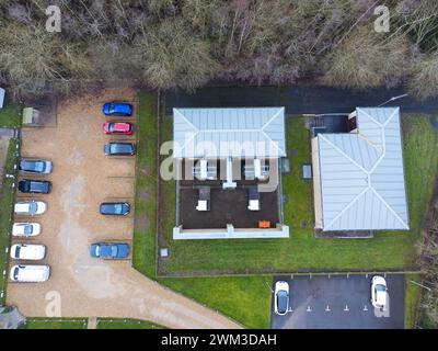 A GV (vue générale) L'usine d'eau de source Harrogate à Valley Gardens, Harrogate, Royaume-Uni vu d'en haut. Image prise le 5 janvier 2024. © Belinda Banque D'Images