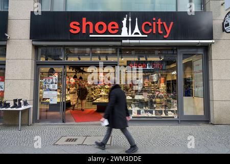 Shoe City, Schuhe filiale, Friedrichstraße, Mitte, Berlin Deutschland *** Shoe City, magasin de chaussures, Friedrichstraße, Mitte, Berlin, Allemagne Banque D'Images