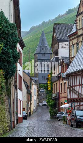 Promenade autour de Bacharach petite ville pittoresque en Allemagne Banque D'Images