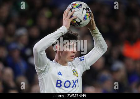 Leeds, Royaume-Uni. 23 février 2024. Archie Gray de Leeds United lors du match du Sky Bet Championship Leeds United vs Leicester City à Elland Road, Leeds, Royaume-Uni, 23 février 2024 (photo par James Heaton/News images) à Leeds, Royaume-Uni le 23/02/2024. (Photo de James Heaton/News images/SIPA USA) crédit : SIPA USA/Alamy Live News Banque D'Images