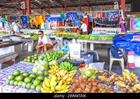 Étals de fruits au marché des produits frais de Fugalei, Fugalei Street, Apia, île d'Upolu, Samoa Banque D'Images