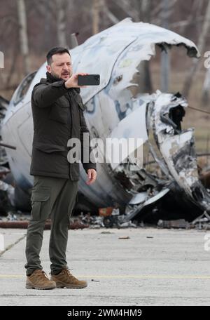 Kiev, Ukraine. 24 février 2024. Le président ukrainien Volodymyr Zelensky photographié lors d'une réunion conjointe à Kiev, Ukraine, samedi 24 février 2024. Le premier ministre belge et président de la Commission européenne sont en visite en Ukraine, le jour du deuxième anniversaire du début du conflit avec la Russie. BELGA PHOTO BENOIT DOPPAGNE crédit : Belga News Agency/Alamy Live News Banque D'Images