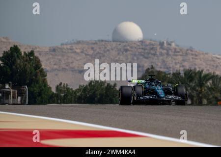 Sakhir, Bahreïn, 23 février, lance Stroll, du Canada, concourt pour Aston Martin F1. Essais hivernaux, les essais hivernaux du championnat de formule 1 2024. Crédit : Michael Potts/Alamy Live News Banque D'Images