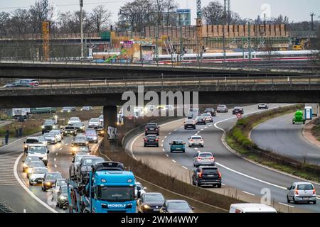 Échangeur Duisburg-Kaiserberg, reconstruction complète et nouvelle construction des échangeurs A3 et A40, tous les ponts, rampes et voies sont en cours de rénovation Banque D'Images