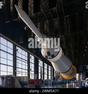 HUNTSVILLE, Al/USA - 10 MARS 2022 : fusée Saturn V, Davidson Center for Space exploration, US Space & Rocket Center. Banque D'Images