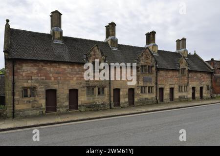 Les almshouses de la ville d'Ashbourne ; Peak District National Park ; Derbyshire ; Angleterre, Royaume-Uni Banque D'Images