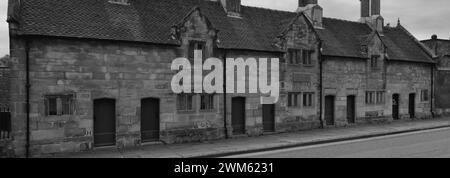 Les almshouses de la ville d'Ashbourne ; Peak District National Park ; Derbyshire ; Angleterre, Royaume-Uni Banque D'Images