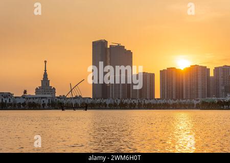 Bâtiment de verre de tour Technopark dans Vinhomes Ocean Park à Hanoi Banque D'Images