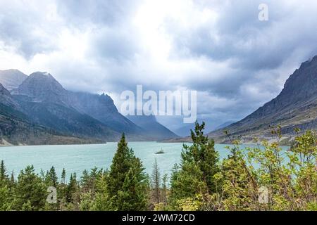 Wild Goose Island dans le parc national Glacier, Montana, États-Unis Banque D'Images