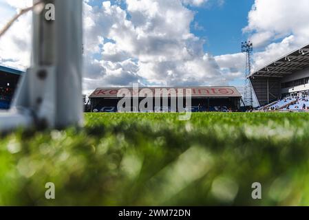 Oldham le samedi 24 février 2024. Tir au sol lors du match de Vanarama National League entre Oldham Athletic et Kidderminster Harriers à Boundary Park, Oldham, samedi 24 février 2024. (Photo : Phill Smith | mi News) crédit : MI News & Sport /Alamy Live News Banque D'Images