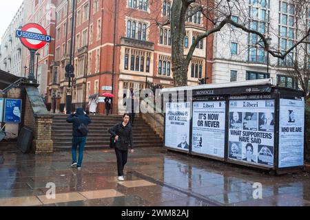 Affiches présentant la campagne en cours contre les procédures d'extradition des États-Unis à laquelle le journaliste de Wikileaks, Julian Assange, est confronté. Julian Assange est curr Banque D'Images