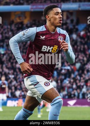 Birmingham, Royaume-Uni. 24 février 2024. Birmingham, Angleterre, 24 février 2024 : Jacob Ramsey (41 Aston Villa) en action lors du match de premier League entre Aston Villa et Nottingham Forest à Villa Park à Birmingham, Angleterre (Natalie Mincher/SPP) crédit : SPP Sport Press photo. /Alamy Live News Banque D'Images