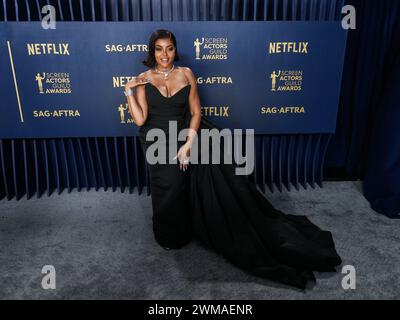 Los Angeles, États-Unis. 24 février 2024. Taraji P. Henson marchant sur le tapis rouge aux Screen Actors Guild Awards qui se sont tenus au Shrine Auditorium et Expo Hall à Los Angeles, CA le samedi, ?février 24, 2024. (Photo de Sthanlee B. Mirador/Sipa USA) crédit : Sipa USA/Alamy Live News Banque D'Images