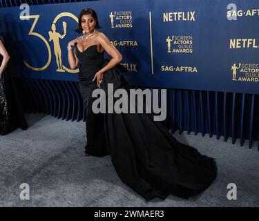 Los Angeles, États-Unis. 24 février 2024. Taraji P. Henson marchant sur le tapis rouge aux Screen Actors Guild Awards qui se sont tenus au Shrine Auditorium et Expo Hall à Los Angeles, CA le samedi, ?février 24, 2024. (Photo de Sthanlee B. Mirador/Sipa USA) crédit : Sipa USA/Alamy Live News Banque D'Images