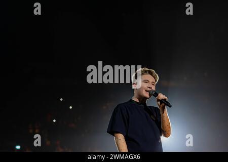 Concert de musique de chanteur italien - Alfa - non SO chi ha creato il mondo ma SO che ERA innamorato Tour Alfa Andrea de Filippi Milan Forum Italie Copyright : xAndreaxMunaretto/TSCKx/xLiveMediax LPM 1249283 Banque D'Images