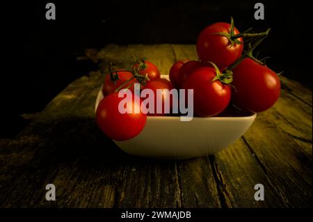 Pomodoro di Pachino : belle tomate italienne fraîche Banque D'Images