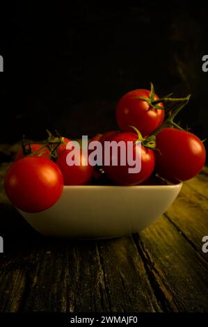 Pomodoro di Pachino : belle tomate italienne fraîche Banque D'Images