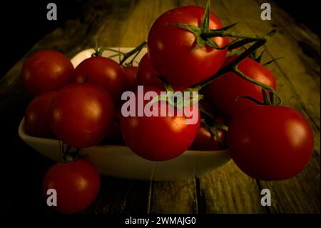 Pomodoro di Pachino : belle tomate italienne fraîche Banque D'Images