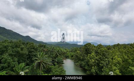 Vue de Peek Cao Grande au sud de Sao Tomé, Afrique Banque D'Images