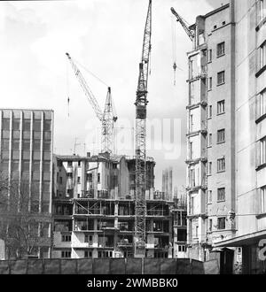 Construction d'immeubles d'habitation à Bucarest, République socialiste de Roumanie, approx. 1978 Banque D'Images