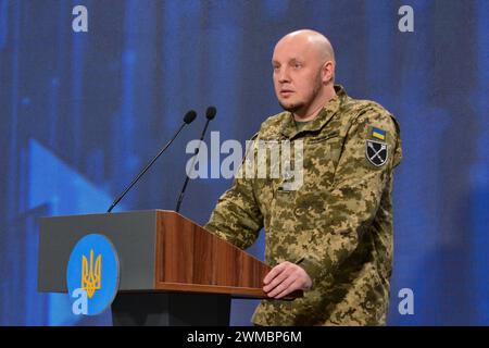 Commandant en chef adjoint des forces armées ukrainiennes et commandant des forces des systèmes sans pilote le colonel Vadym Sukharevskyi assiste à l'Ukraine. Conférence de l'an 2024, au milieu de l'attaque de la Russie contre l'Ukraine, à Kiev, Ukraine le 25 février 2024. Crédit : SOPA images Limited/Alamy Live News Banque D'Images