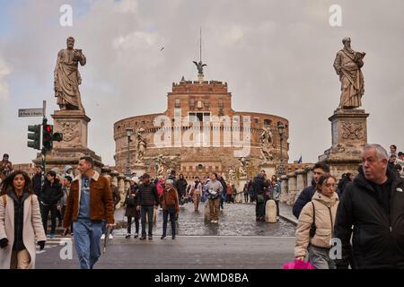 Mausolée d'Hadrien, également connu sous le nom de Castel Sant'Angelo, Château du Saint Ange à Rome, Italie. Banque D'Images