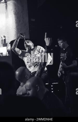 Le groupe punk londonien The Chisel joue son concert au Globe de Cardiff Banque D'Images