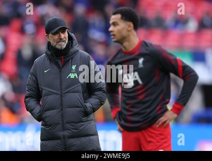 Londres, Angleterre, 25 février 2024. Jurgen Klopp, Manager de Liverpool, regarde pendant l'échauffement avant le match de la Coupe Carabao au stade de Wembley, Londres. Le crédit de l'image devrait se lire : Paul Terry / Sportimage Banque D'Images