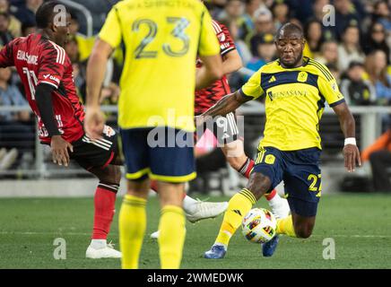 Nashville, Tennessee, États-Unis. 25 février 2024. Le milieu de terrain Brian Anunga (27 ans) de Nashville SC se dirige vers le but lors de son match à Nashville. (Crédit image : © Camden Hall/ZUMA Press Wire) USAGE ÉDITORIAL SEULEMENT! Non destiné à UN USAGE commercial ! Crédit : ZUMA Press, Inc/Alamy Live News Banque D'Images