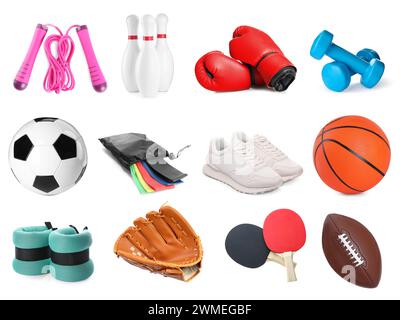 Différentes balles et autres équipements sportifs isolés sur blanc, ensemble Banque D'Images