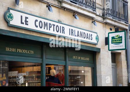 Bordeaux , France - 02 15 2024 : le comptoir Irlandais logo marque et enseigne de texte magasin de façade chaîne de magasins spécialisée dans les produits de comptoir irlandais Banque D'Images