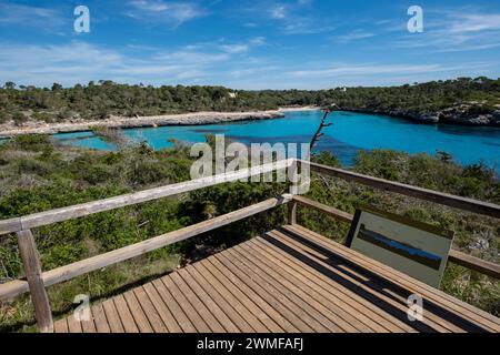 Point de vue, Punta de ses Gatoves, Parc naturel de Mondragó, zone municipale de Santanyí, Majorque, Îles Baléares, Espagne Banque D'Images