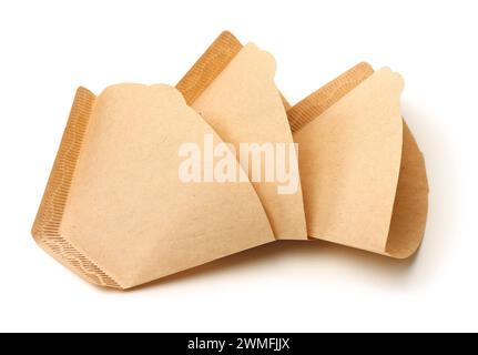 Papier filtre de café et de thé sur fond blanc Banque D'Images