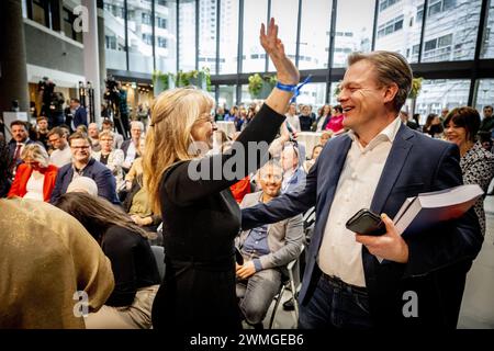 La Haye, pays-Bas. 26 février 2024. LA HAYE - Pieter Omtzigt, lors de la présentation du rapport de la Commission parlementaire. La Chambre des représentants espère mieux comprendre comment les choses pourraient mal tourner, par exemple dans le scandale des allocations familiales. ANP ROBIN UTRECHT netherlands Out - belgique Out Credit : ANP/Alamy Live News Banque D'Images