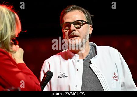 Anvers, Belgique. 26 février 2024. Christophe Hardiquest, Chef du restaurant Menssa photographié lors de la présentation de la nouvelle édition du guide Michelin 2024 des restaurants et hôtels pour la Belgique et le Luxembourg, à Anvers, lundi 26 février 2024. BELGA PHOTO DIRK WAEM crédit : Belga News Agency/Alamy Live News Banque D'Images