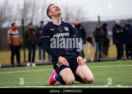 Halmstad, Suède. 25 février 2024. Gisli Eyjolfsson (13 ans) de Halmstad BK vu lors du match de Svenska Cup entre Halmstads BK et Trelleborgs FF au Sondrums IP à Halmstad. (Crédit photo : Gonzales photo/Alamy Live News Banque D'Images