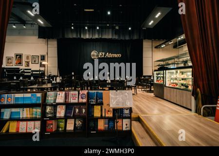 Buenos Aires, Argentine - sep 2th 2023 le célèbre El Ateneo Grand Splendid, une librairie . Photo de haute qualité Banque D'Images