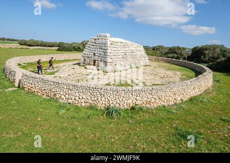 Naveta des Tudons, prototalayote, Ciutadella, Minorque, Iles Baléares, Espagne Banque D'Images