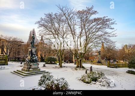 St JohnÕs jardin Liverpool dans la neige Banque D'Images