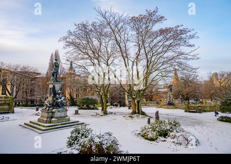 St JohnÕs jardin Liverpool dans la neige Banque D'Images