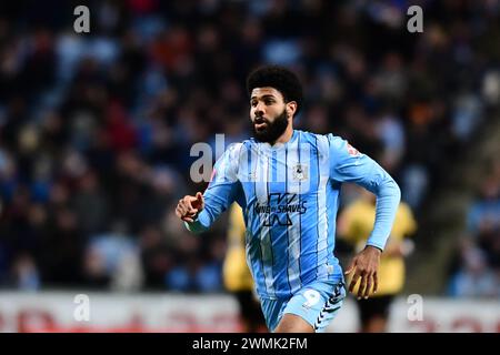 Coventry le lundi 26 février 2024. Ellis Simms (9 Coventry City) se lance lors du match de cinquième tour de FA Cup entre Coventry City et Maidstone United à la Coventry Building Society Arena, Coventry, le lundi 26 février 2024. (Photo : Kevin Hodgson | mi News) crédit : MI News & Sport /Alamy Live News Banque D'Images