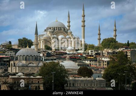 Mosquée Suleymaniye au sommet de la colline ; Istanbul, Turquie Banque D'Images