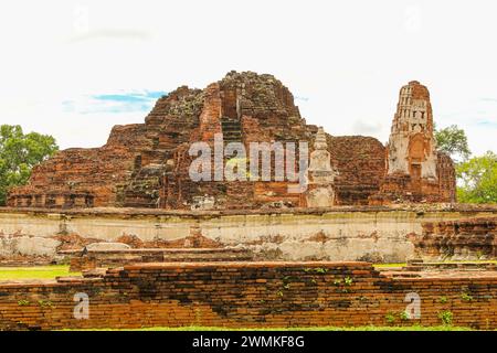 Wat Ratchaburana L'un des temples les plus frappants sur Ayutthaya tour en Thaïlande Banque D'Images