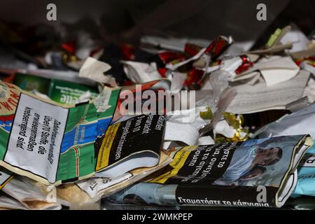 Tabac à rouler pour faire des joints cigarettes gros plan grandes impressions de haute qualité de grande taille Banque D'Images