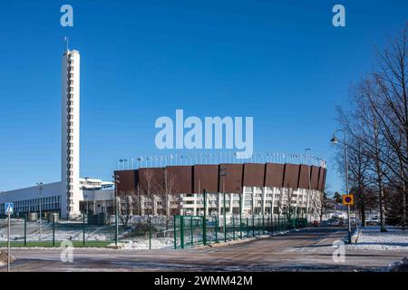 Style fonctionnaliste du stade olympique d'Helsinki, conçu par Toivo Jäntti et Yrjö Lindegr et achevé en 1938, à Helsinki, Finlande Banque D'Images